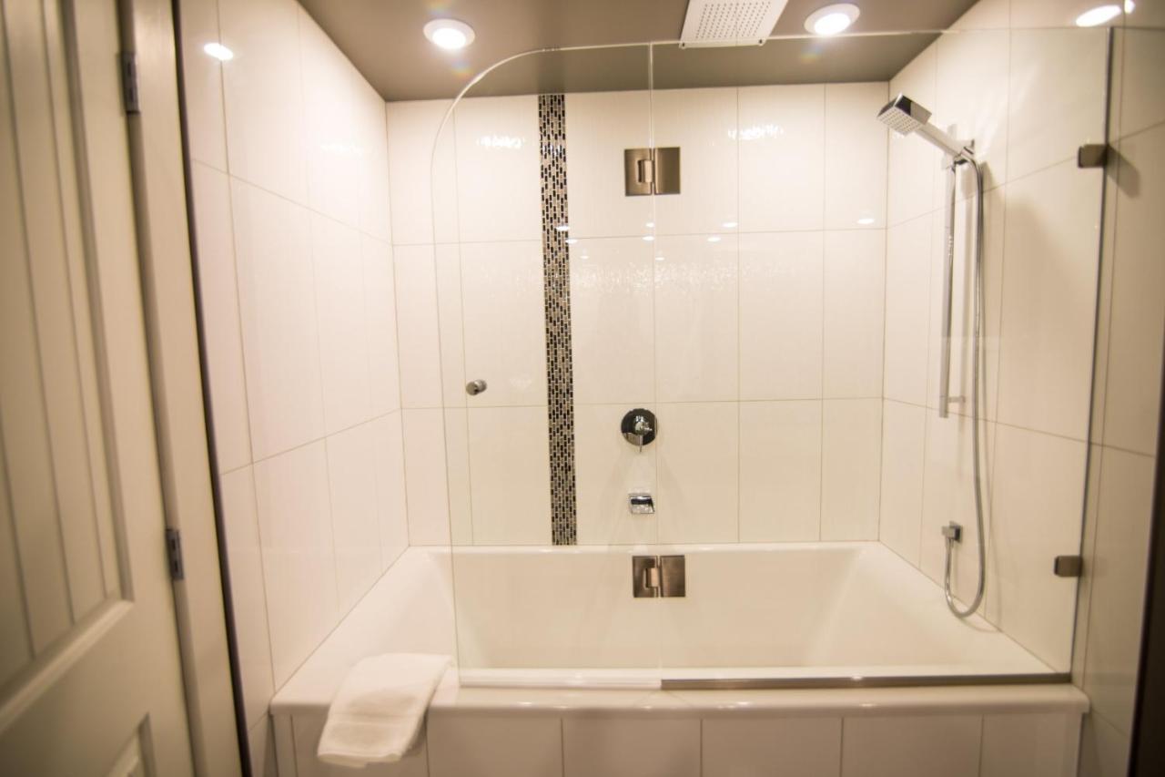 Clipperton Suite By Revelstoke Vacations Luaran gambar